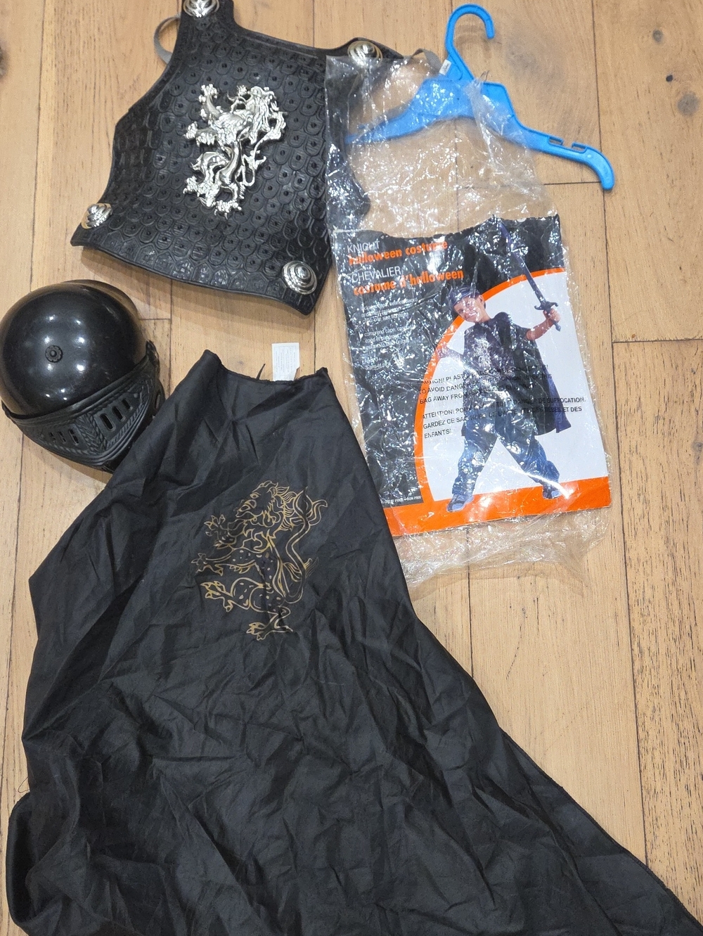 Black Knight Kids Costume Cape & Chest Armor Set
